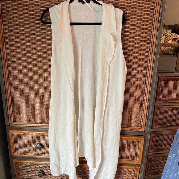 Banana Republic White Sleeveless Cardigan - Picture 1 of 3
